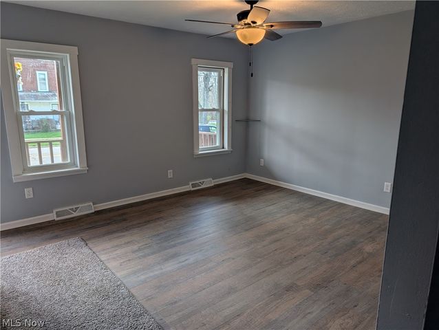 909 E 16th Street, Ashtabula, OH 44004