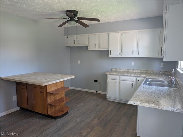 909 E 16th Street, Ashtabula, OH 44004