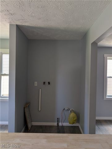 909 E 16th Street, Ashtabula, OH 44004