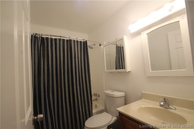 7420 S Sheffield Court, Lanesville, IN 47136