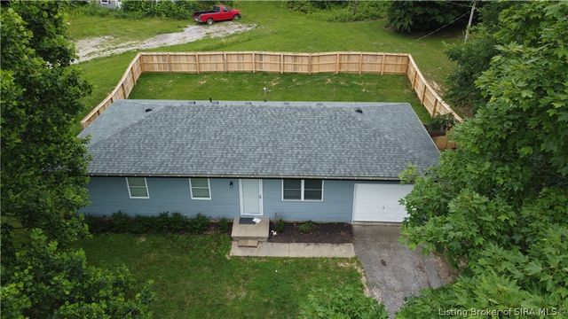 7420 S Sheffield Court, Lanesville, IN 47136