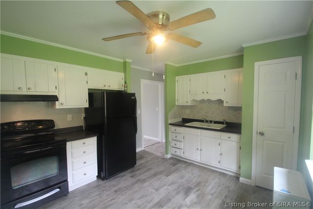 7420 S Sheffield Court, Lanesville, IN 47136
