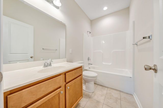 130 Parker LN, Salem, VA 24153