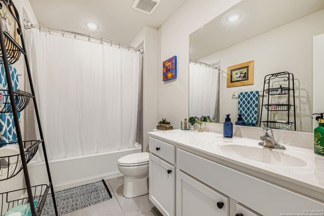 1100 River Wood, Seguin, TX 78155