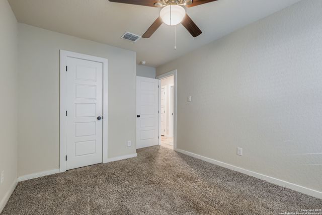 1100 River Wood, Seguin, TX 78155