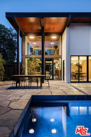 11558 DUQUE Drive, Studio City, CA 91604