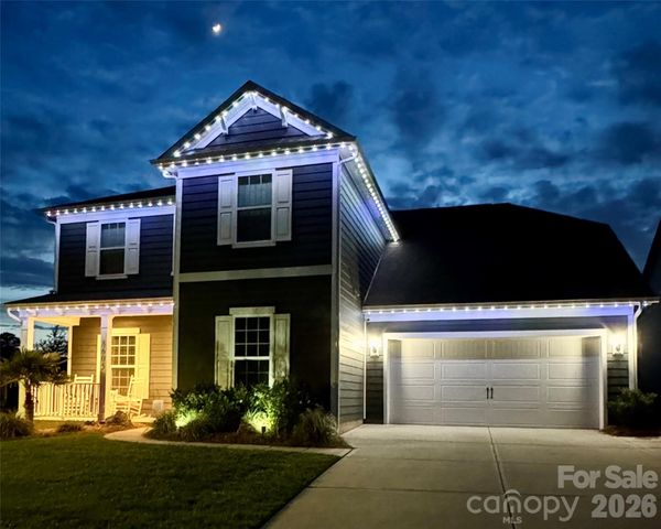 8605 Mccullough Club Drive, Fort Mill, SC 29715