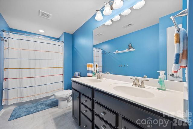 8605 Mccullough Club Drive, Fort Mill, SC 29715