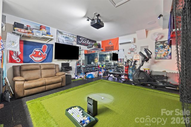 8605 Mccullough Club Drive, Fort Mill, SC 29715