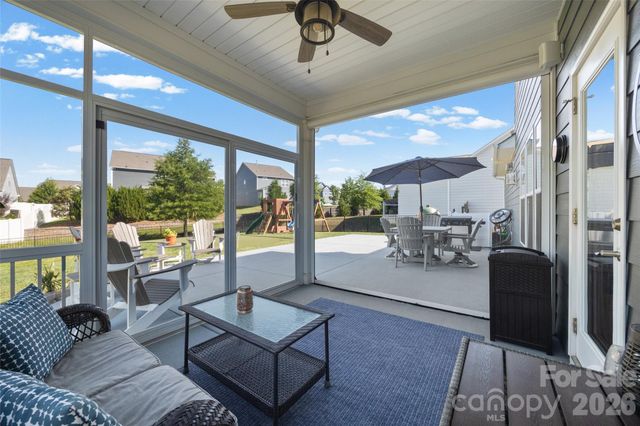 8605 Mccullough Club Drive, Fort Mill, SC 29715