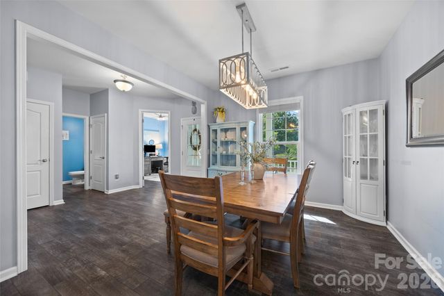 8605 Mccullough Club Drive, Fort Mill, SC 29715