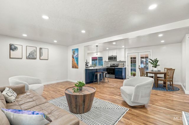 774 N Stierman Way, Eagle, ID 83616