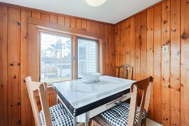 50 Uxbridge Road, Mendon, MA 01756