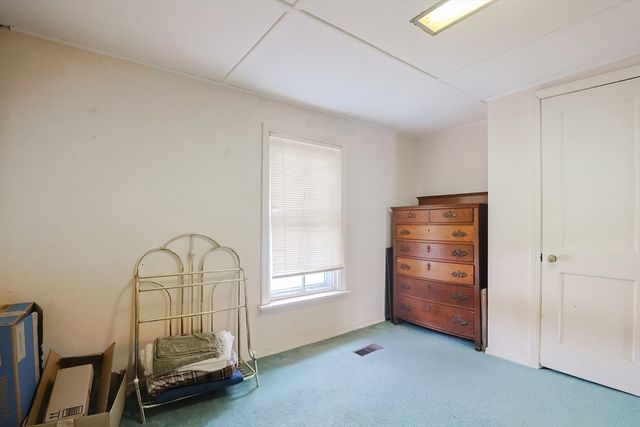 50 Uxbridge Road, Mendon, MA 01756