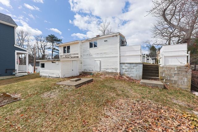 50 Uxbridge Road, Mendon, MA 01756