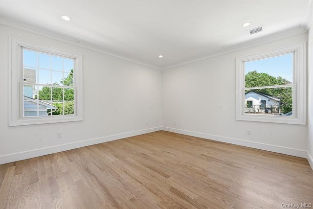 43 Highland Avenue, Port Washington, NY 11050