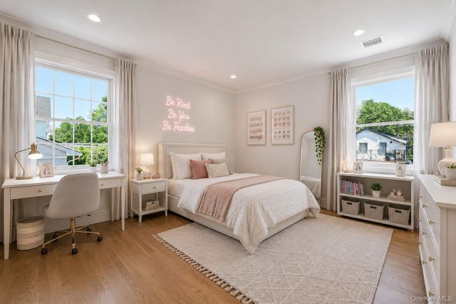 43 Highland Avenue, Port Washington, NY 11050