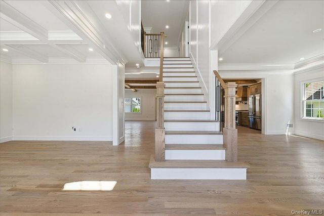 43 Highland Avenue, Port Washington, NY 11050