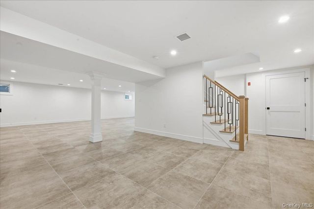 43 Highland Avenue, Port Washington, NY 11050