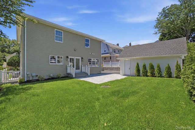 43 Highland Avenue, Port Washington, NY 11050