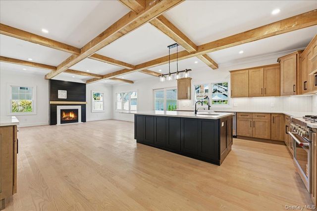 43 Highland Avenue, Port Washington, NY 11050
