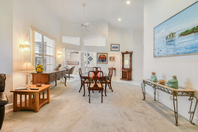 2201 NW Seagrass Drive, Palm City, FL 34990