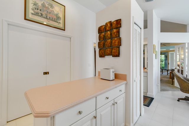 2201 NW Seagrass Drive, Palm City, FL 34990