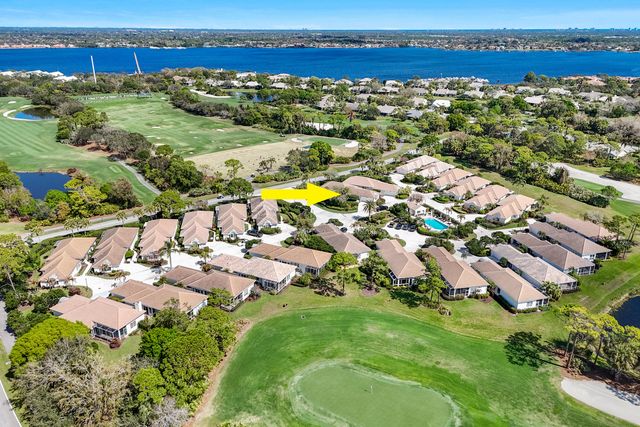 2201 NW Seagrass Drive, Palm City, FL 34990