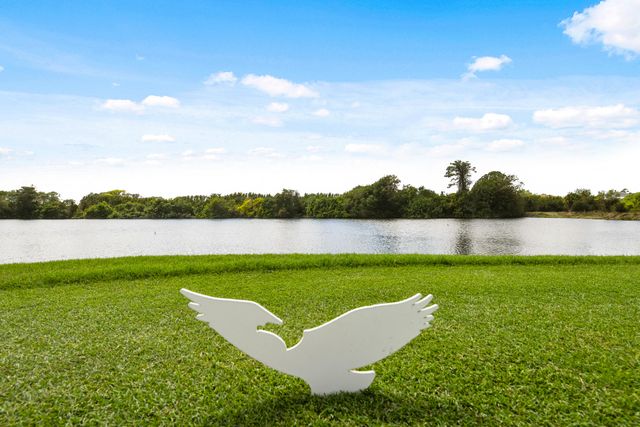 2201 NW Seagrass Drive, Palm City, FL 34990