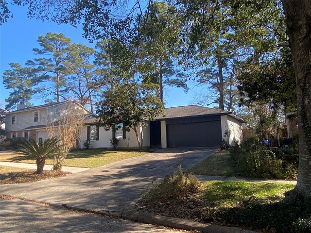 220 Hartford Drive, Conroe, TX 77303