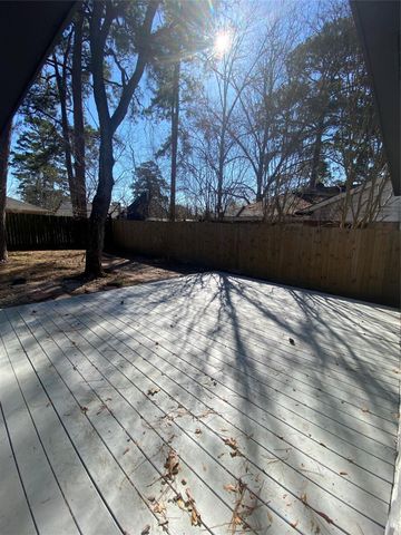 220 Hartford Drive, Conroe, TX 77303