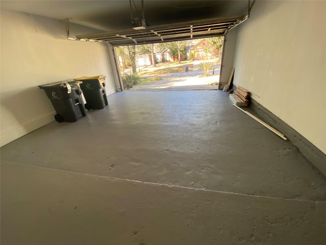 220 Hartford Drive, Conroe, TX 77303