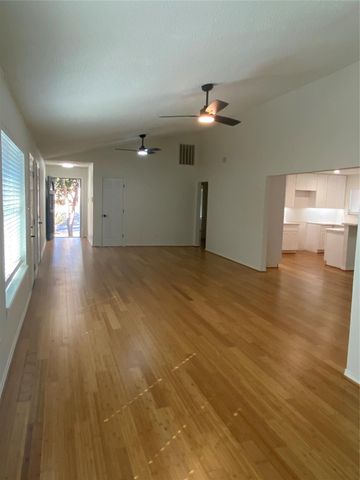 220 Hartford Drive, Conroe, TX 77303