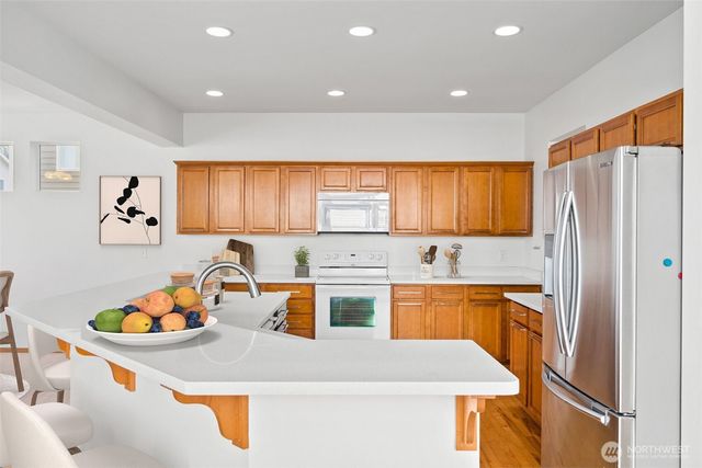 721 26th Avenue SW, Puyallup, WA 98373