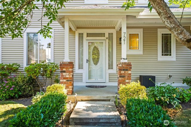 721 26th Avenue SW, Puyallup, WA 98373