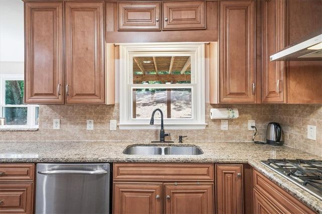 5265 N Hillbrooke Trace, Johns Creek, GA 30005