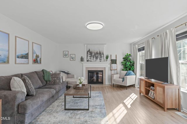 35 Adrian Street, Holly Springs, NC 27540