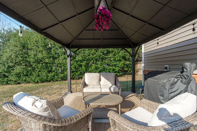 35 Adrian Street, Holly Springs, NC 27540