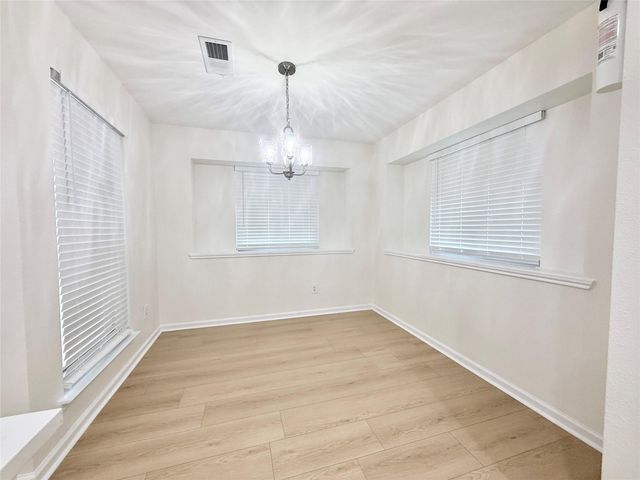 236 Almond Drive, Lake Jackson, TX 77566