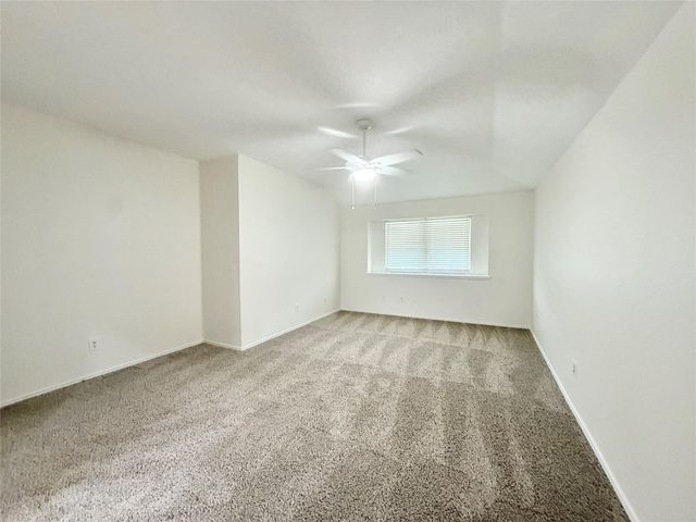236 Almond Drive, Lake Jackson, TX 77566