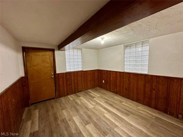 469 Kathleen Street, Akron, OH 44303