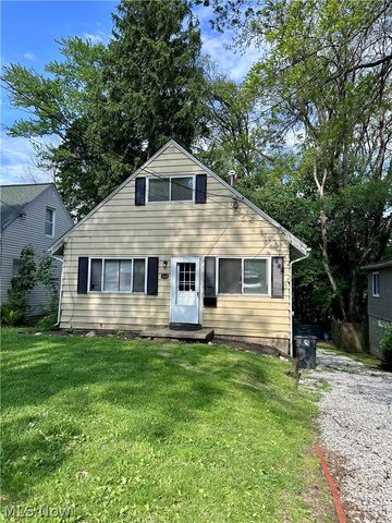 469 Kathleen Street, Akron, OH 44303
