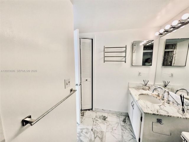 9801 Collins Ave 11M, Bal Harbour, FL 33154