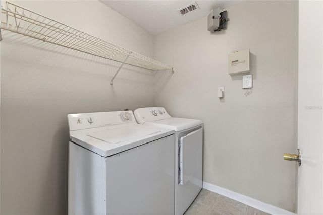 5572 METROWEST BOULEVARD 304, Orlando, FL 32811