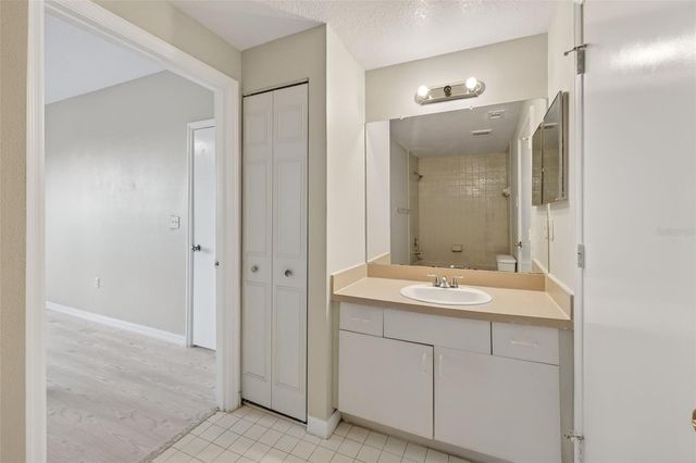 5572 METROWEST BOULEVARD 304, Orlando, FL 32811