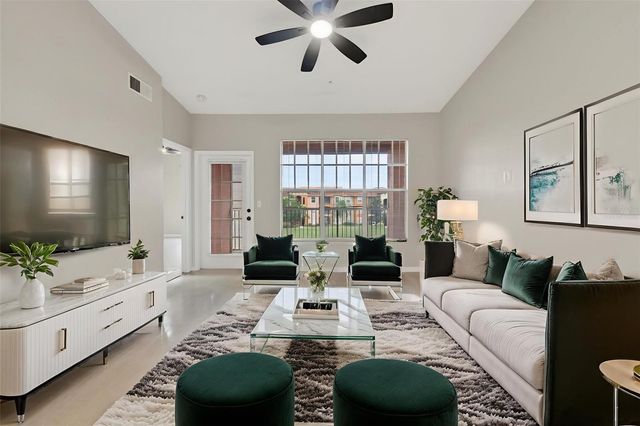 5572 METROWEST BOULEVARD 304, Orlando, FL 32811