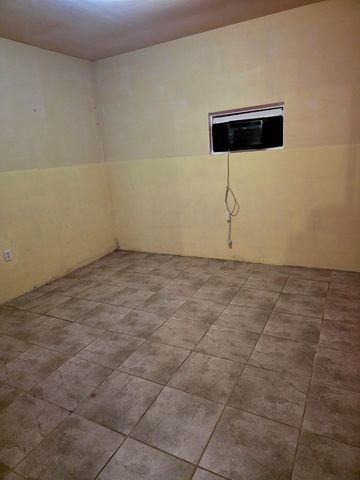 200 Rogers, Henderson, TX 75654