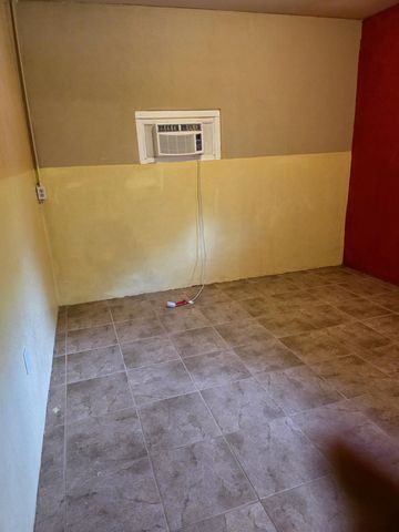 200 Rogers, Henderson, TX 75654