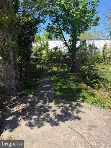 533 N WILLOW ST, Trenton, NJ 08618