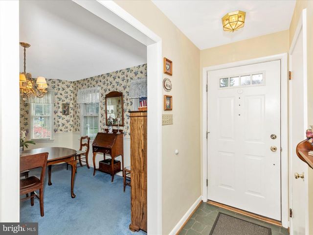 13315 APPLE HILL DR, Hagerstown, MD 21742